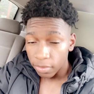 Meet your Posher, Yo